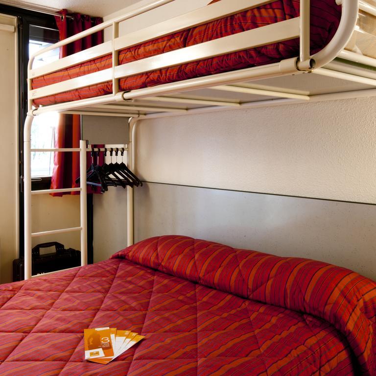 Premiere Classe Tarbes - Bastillac Bagian luar foto